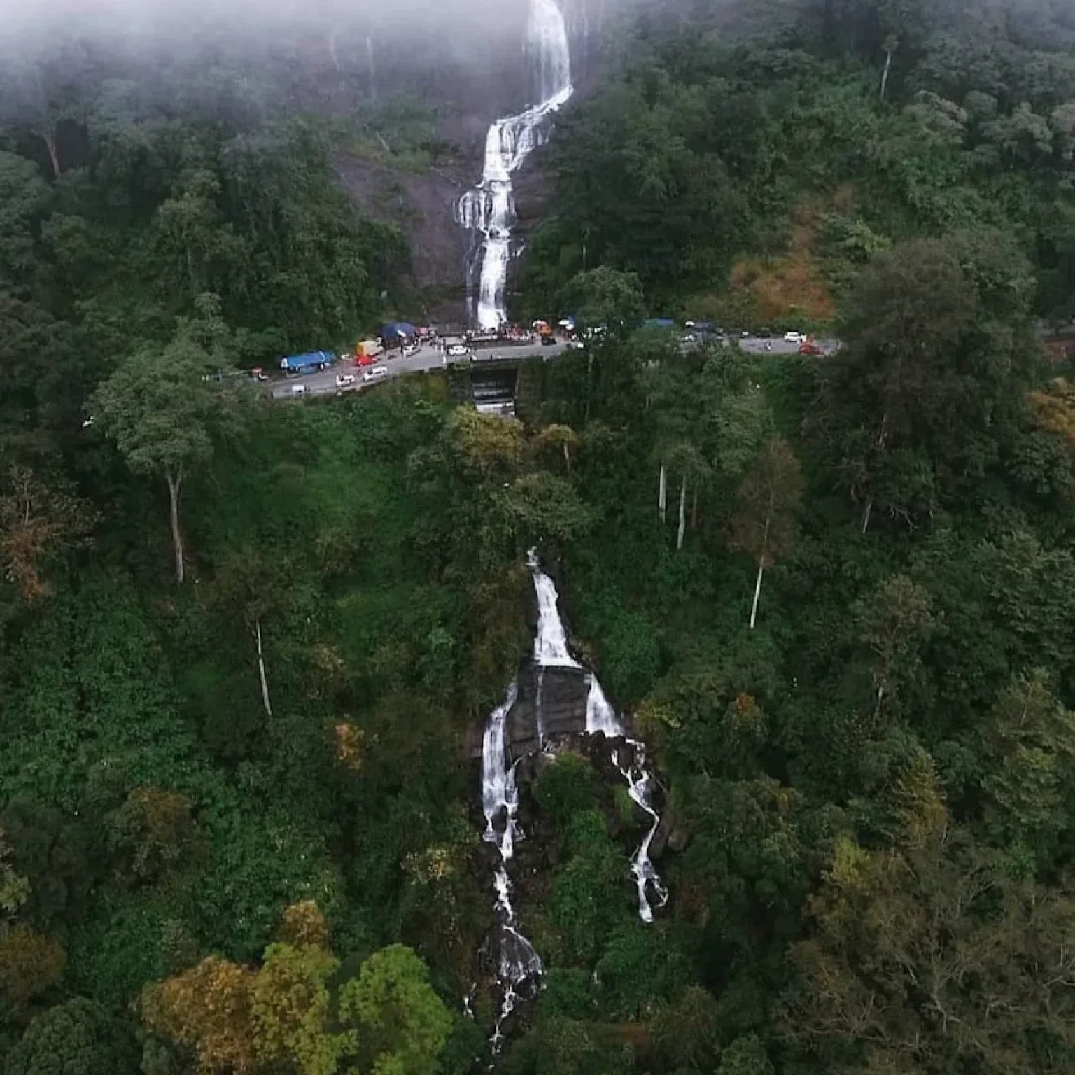 Cheeyappara-waterfalls-munnar-kerala