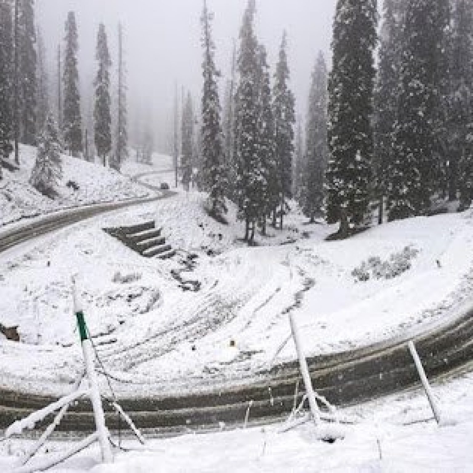 Srinagar-Gulmarg-kashmir