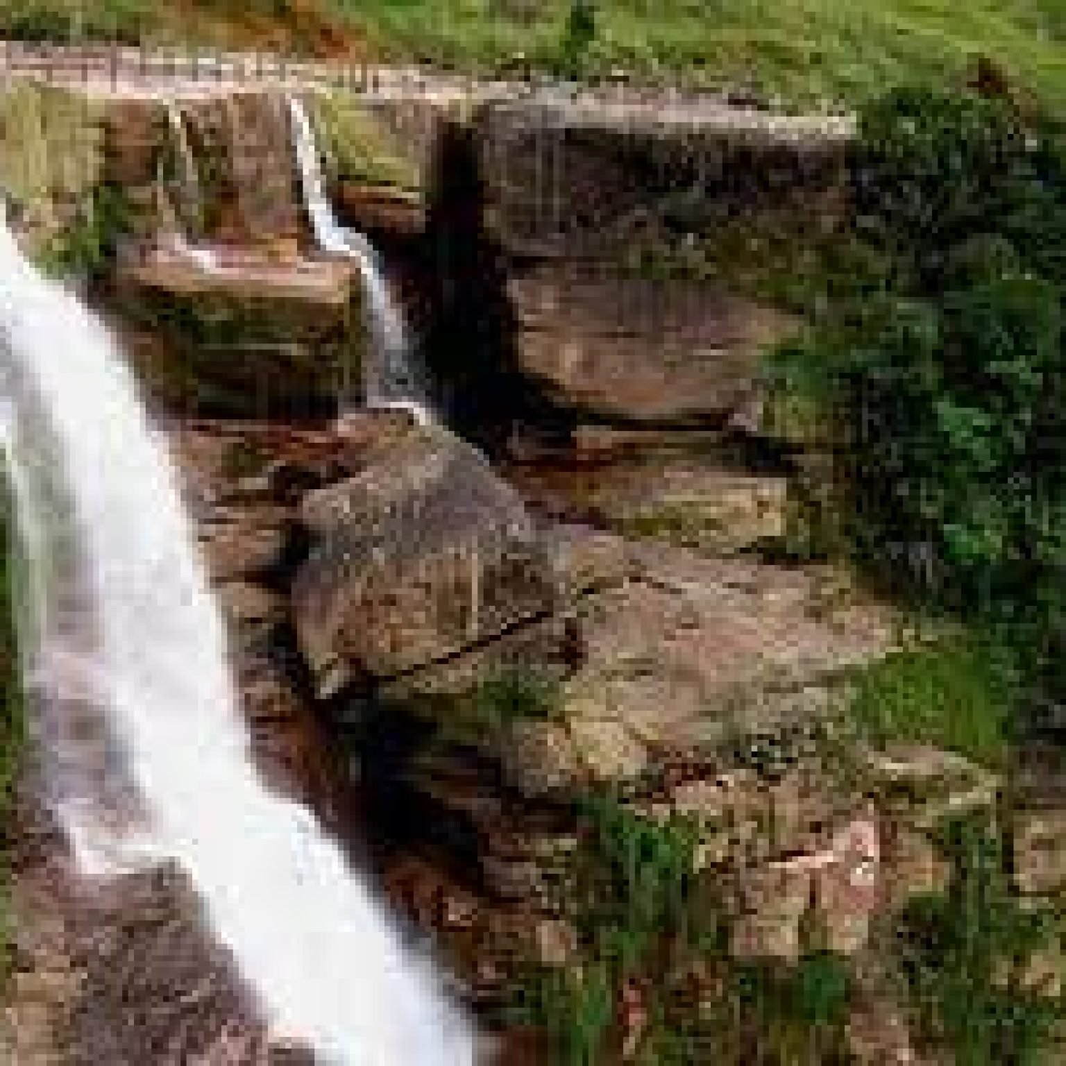 Dainthlen-Waterfalls-Cherrapunjee-28032022-Meghalaya-NorthEast