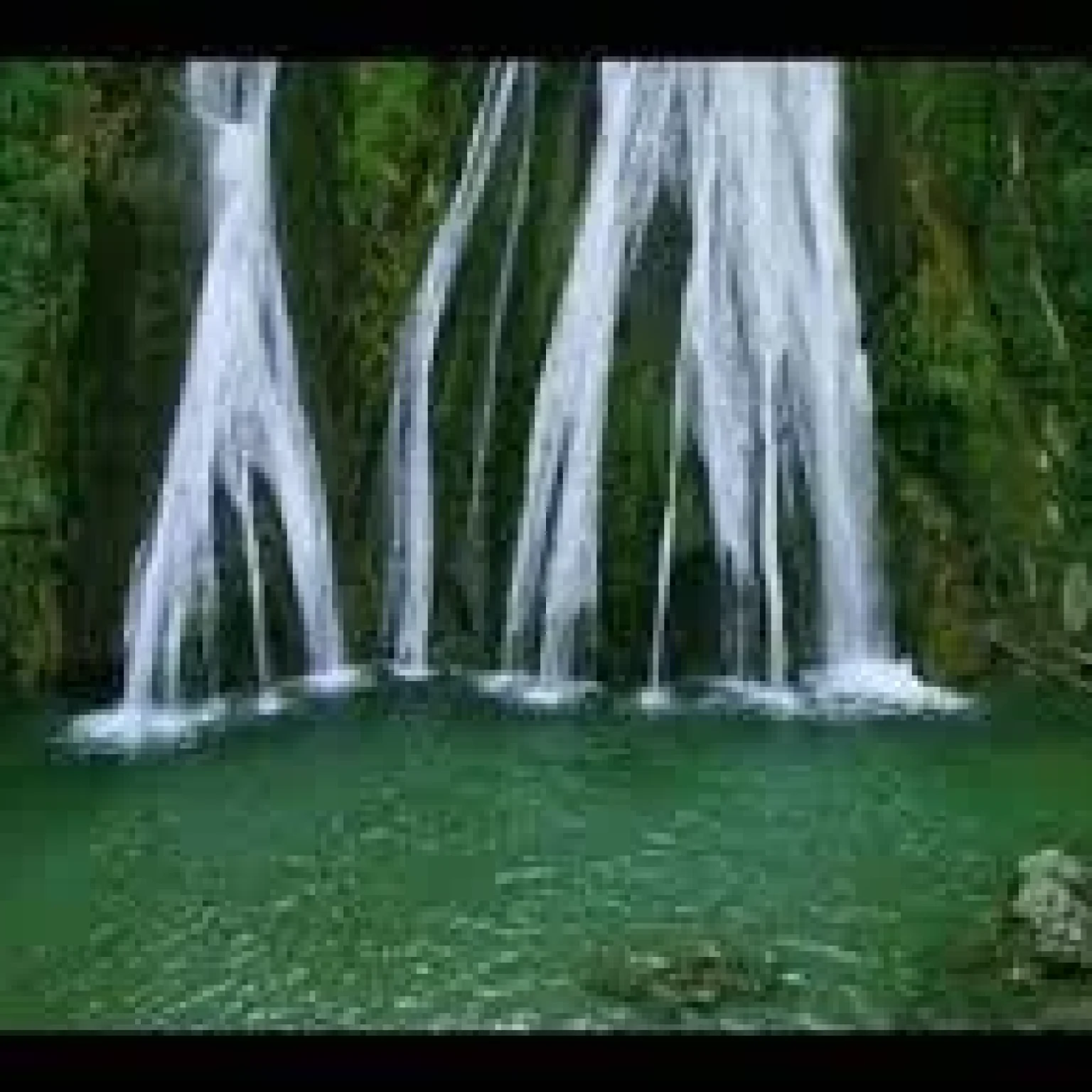 Kempty-falls-waterfalls-Mussoorie-Uttarakhand