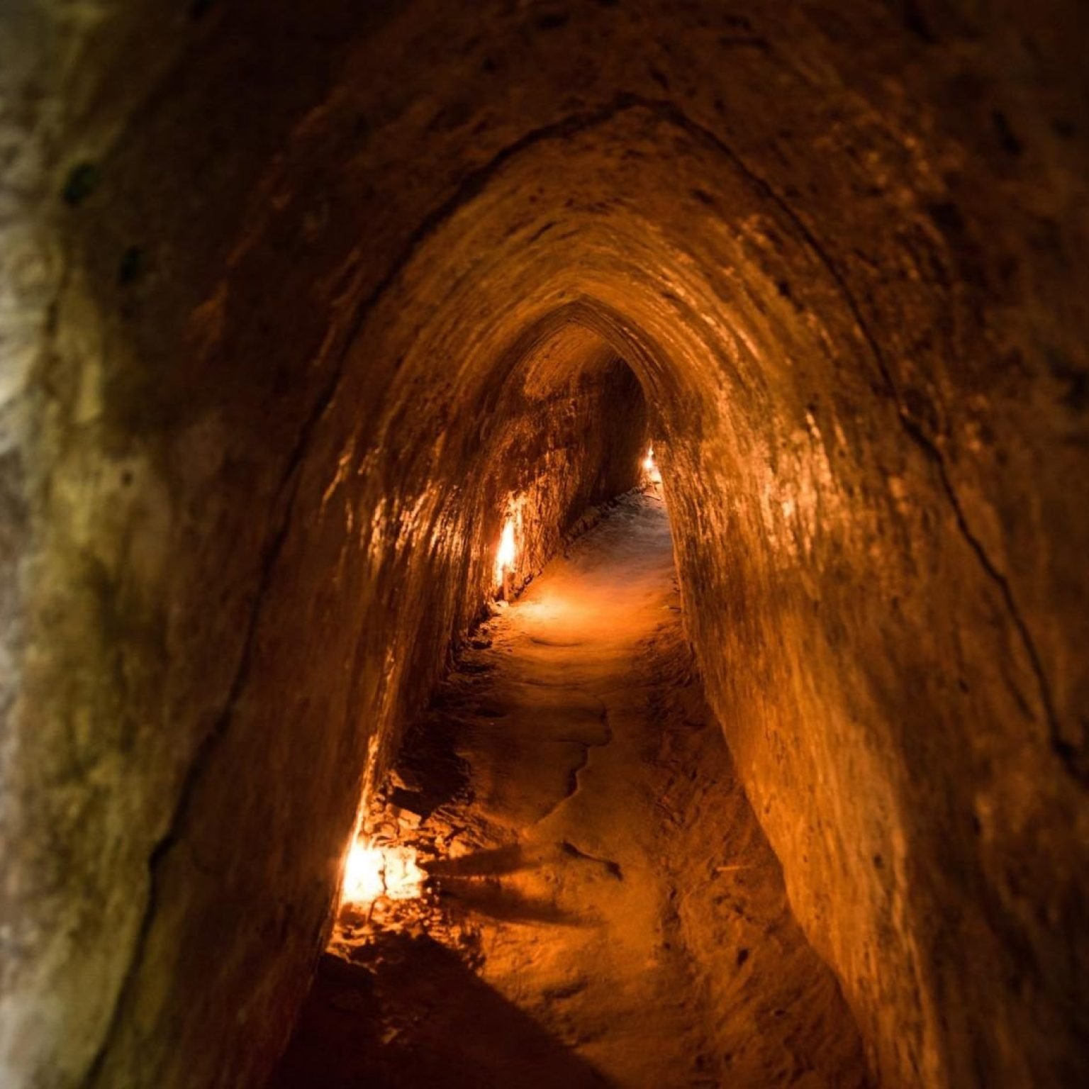 cu-chi-tunnels-vietnam (1)