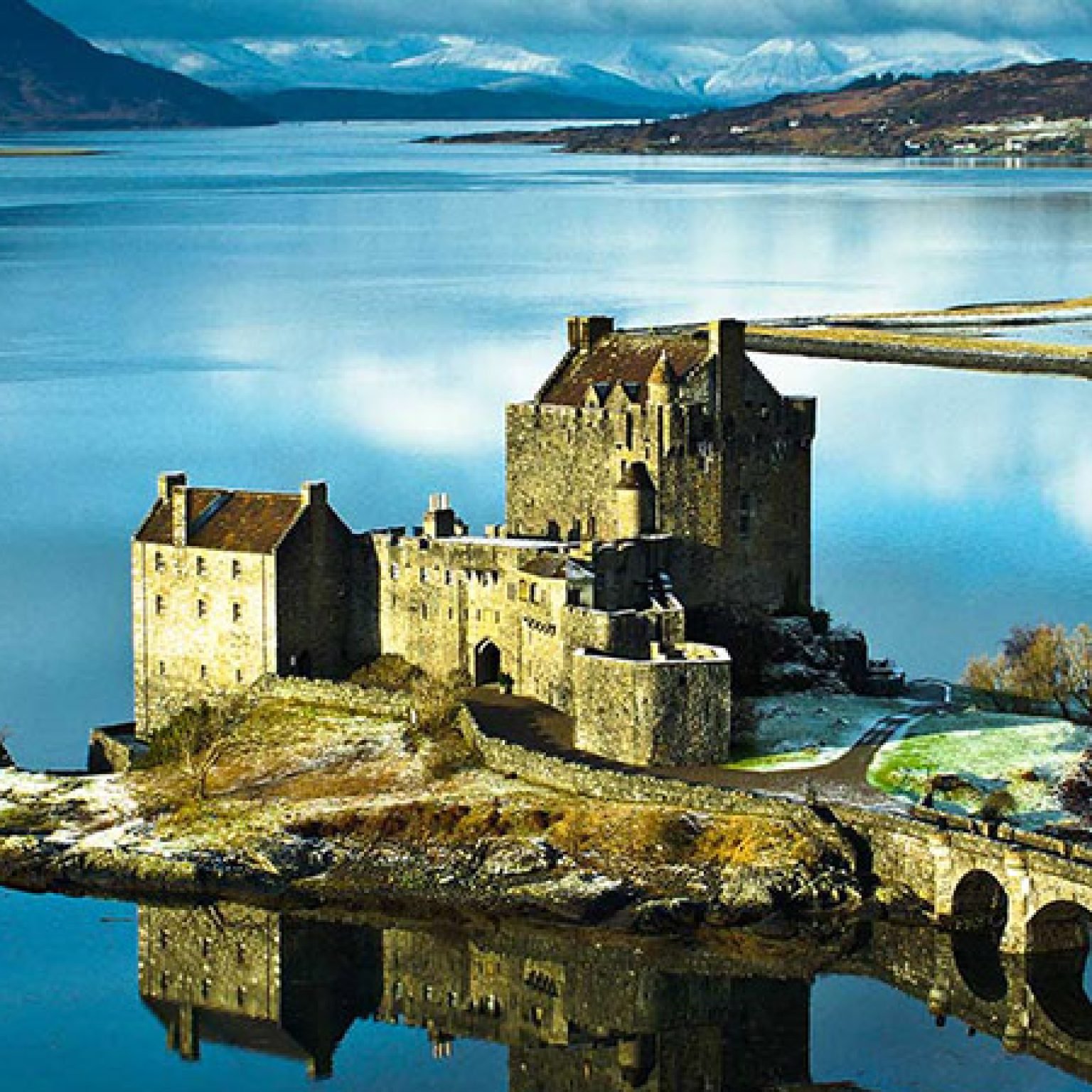 Eilean Donan Castle - Inverness - Scotland